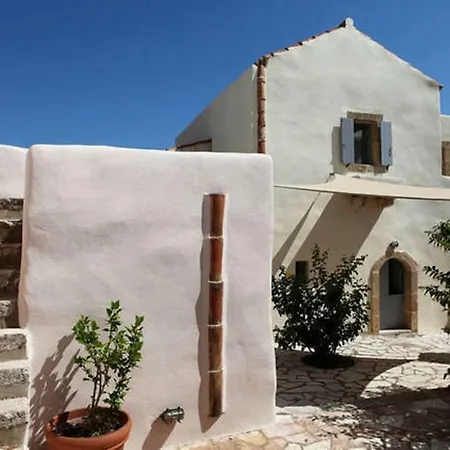 Luxurious In Village Villa Aroniadhiánika