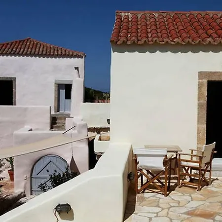 Luxurious In Village Aroniadhiánika